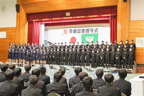 新宮 中学校 事件|新宮市立5中学校で卒業式 .